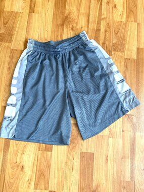 Nike Boys Elite Dri-Fit Basketball shorts Gray - Large